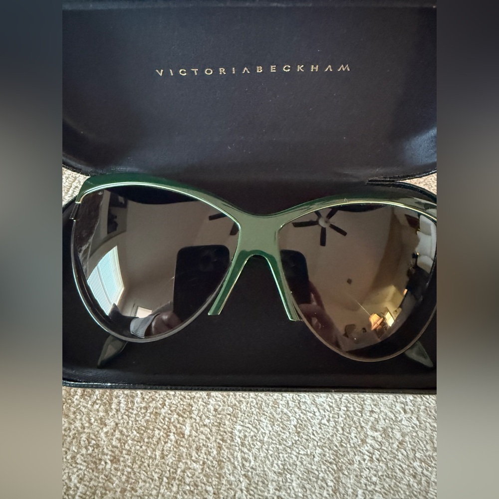 Victoria Beckham Dark Green Cat-Eye Sunglasses